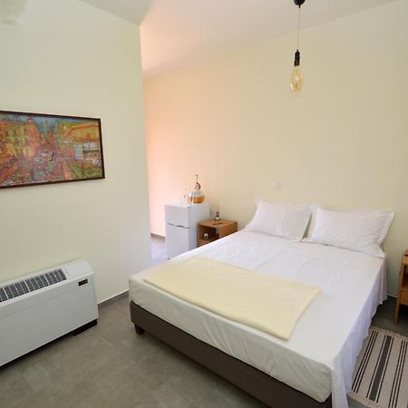 Aegina Bed & Culture Apartment Ngoại thất bức ảnh