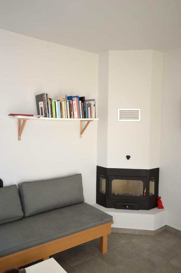 Aegina Bed & Culture Apartment Ngoại thất bức ảnh